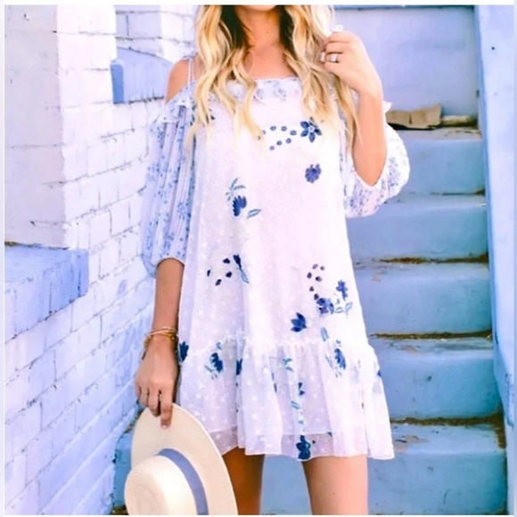 Chloe Floral and Polka Dot Georgette Dress - Picture 4 of 16